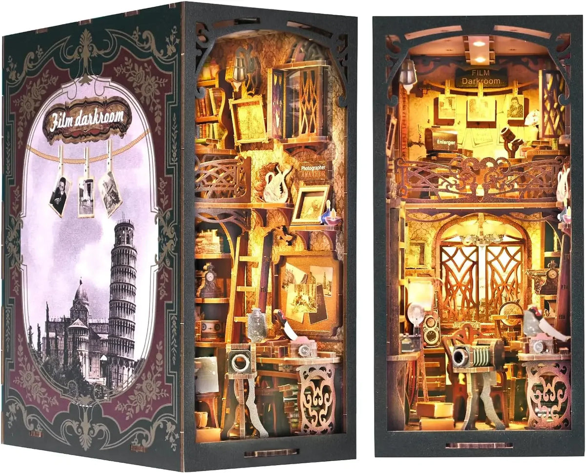 Wander Library Book Nook Kit with LED - 5 Designs