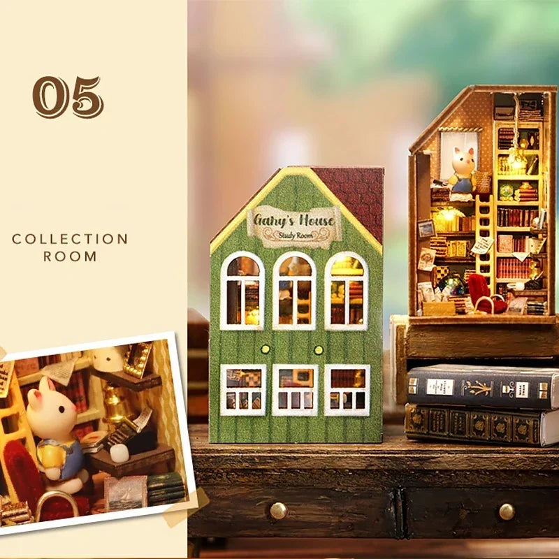 Green Gary's House miniature with collection room